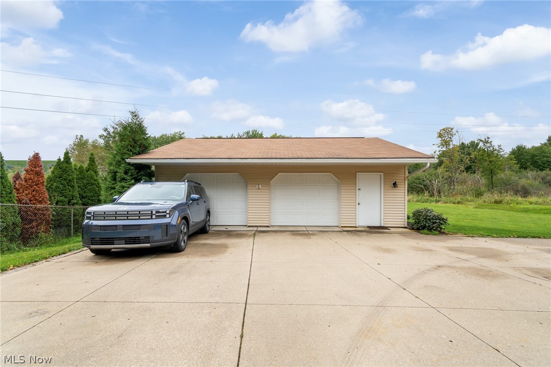 2134 Ritz Manor Drive Property Photo 5