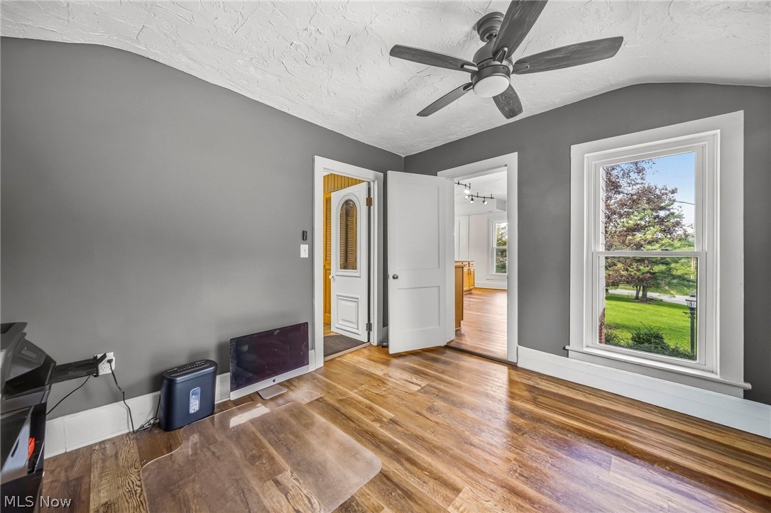 12285 Auburn Road Property Photo 22