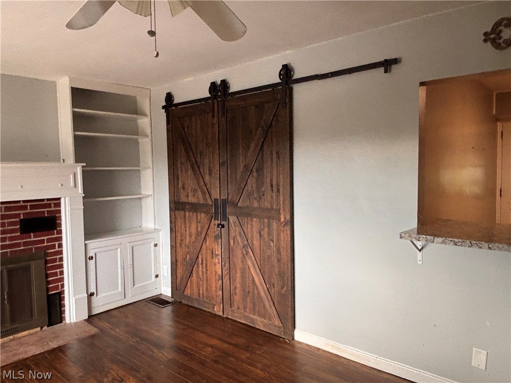 905 Van Meter Way Property Photo 3