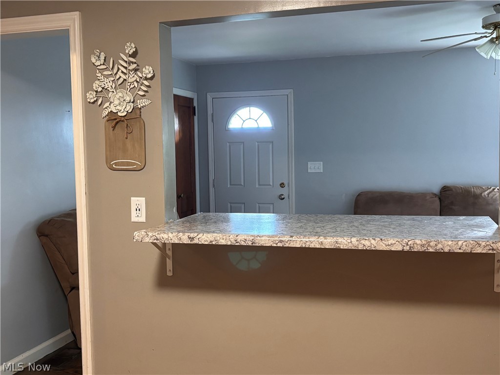 905 Van Meter Way Property Photo 5