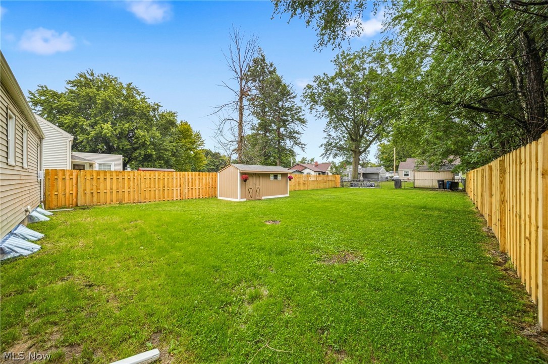 726 Lyndon Avenue Property Photo 24