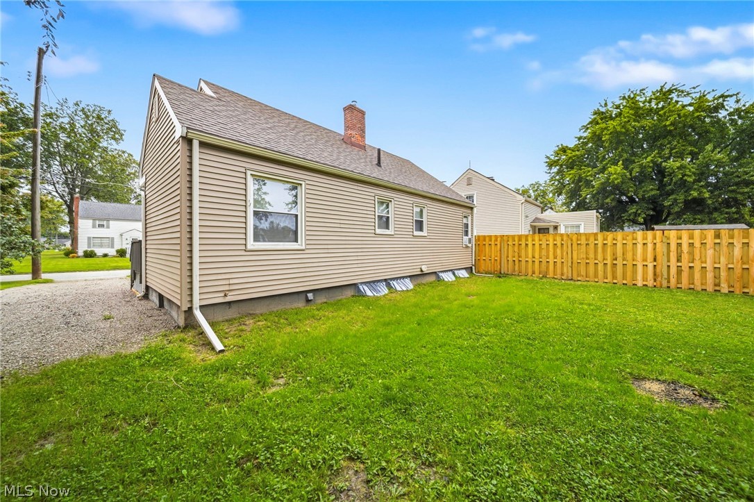 726 Lyndon Avenue Property Photo 25