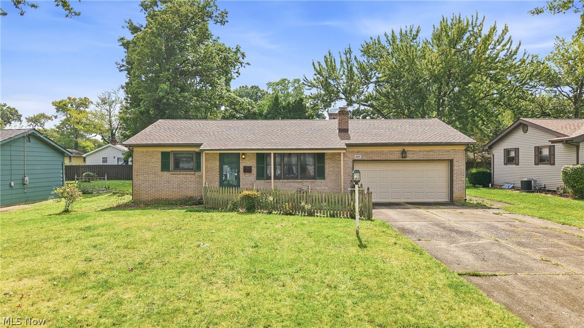 1889 Lancaster Drive Property Photo 1
