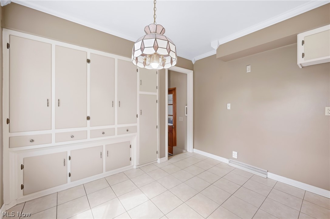 1889 Lancaster Drive Property Photo 13