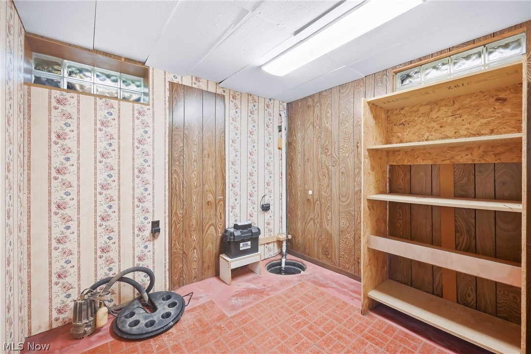 1889 Lancaster Drive Property Photo 26