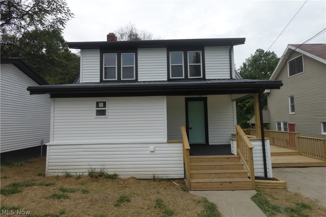 215 Isabelle Street Property Photo 1