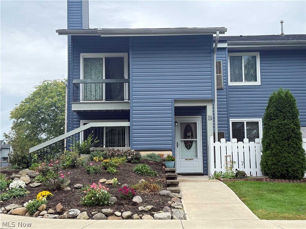 9028 Portage Pointe Drive 1-B
