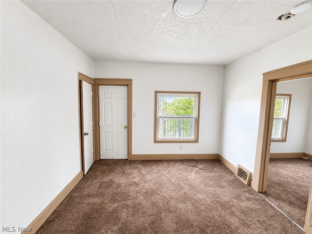 3611 E 116th Street Property Photo 3