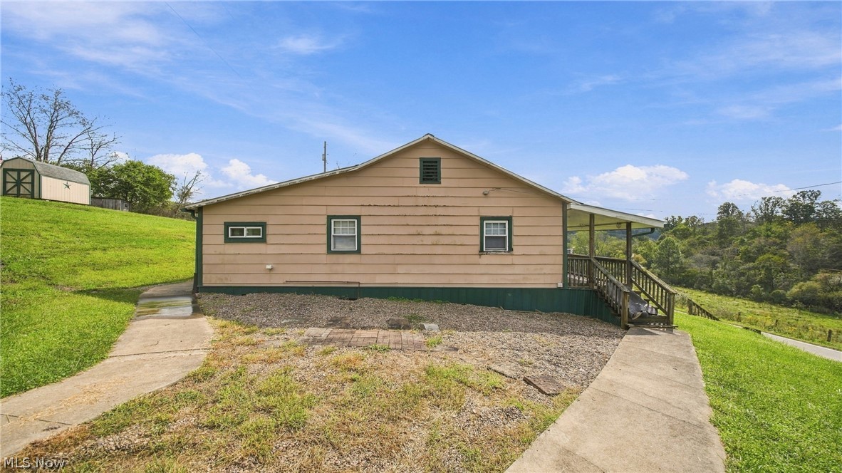 6592 Pullman Road Property Photo 8