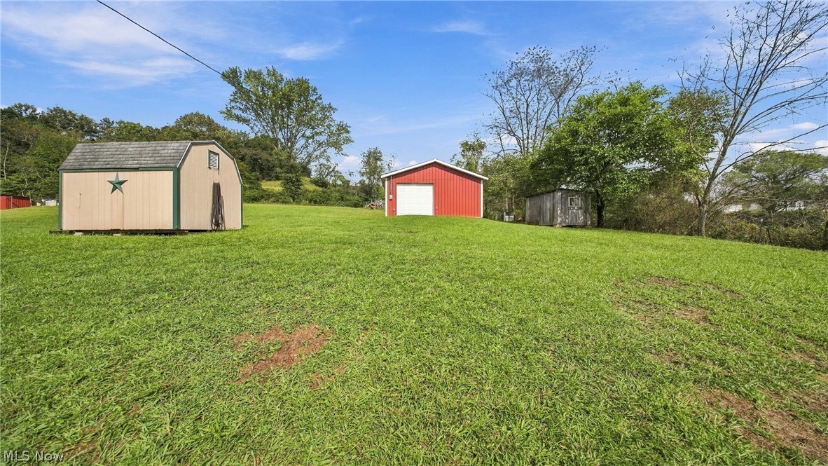 6592 Pullman Road Property Photo 10
