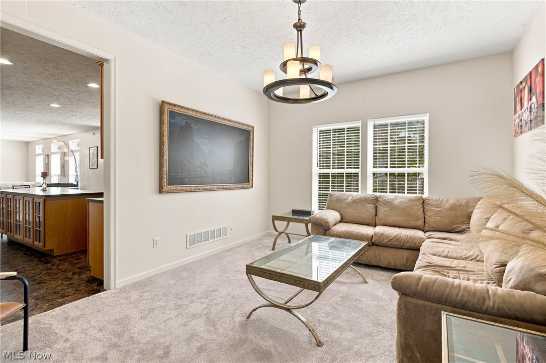 7372 Meadow Brooke Way Property Photo 15