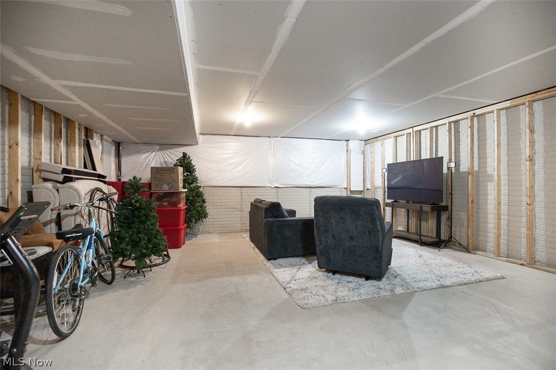 1165 Meadow Run Property Photo 31