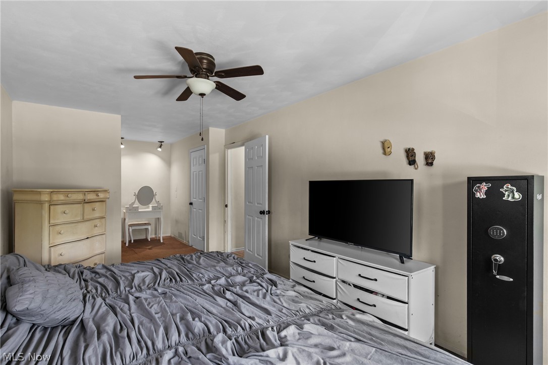 324 Thomas Street Property Photo 17