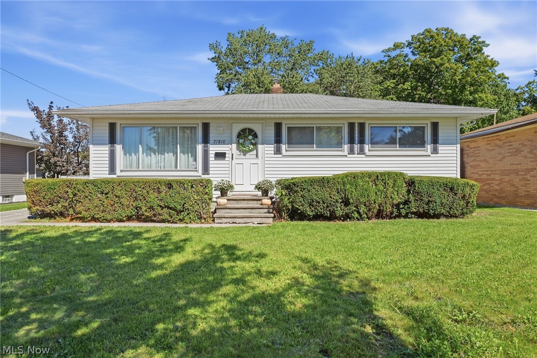 21810 Forestview Circle Property Photo