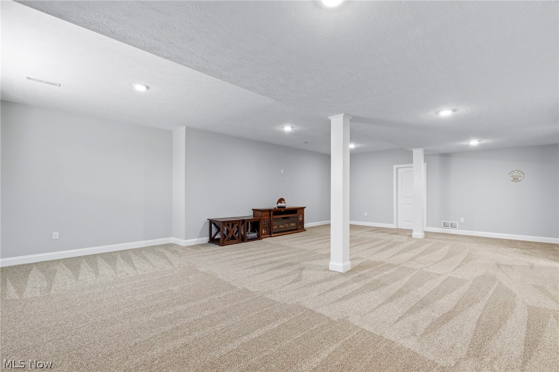 2487 Ledgestone Drive Nw Property Photo 22