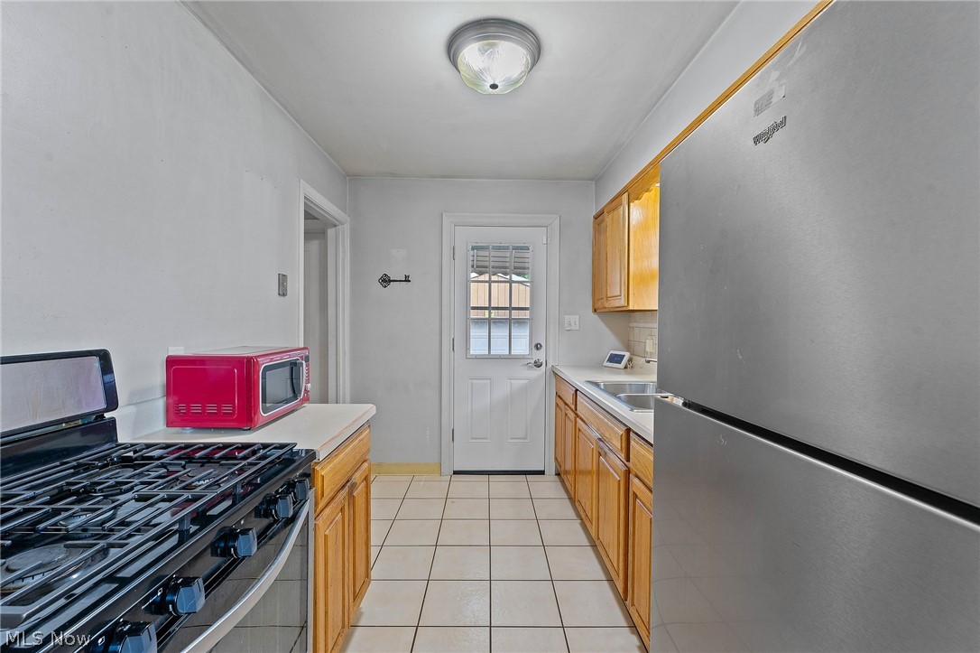 92 Leighton Avenue Property Photo 3
