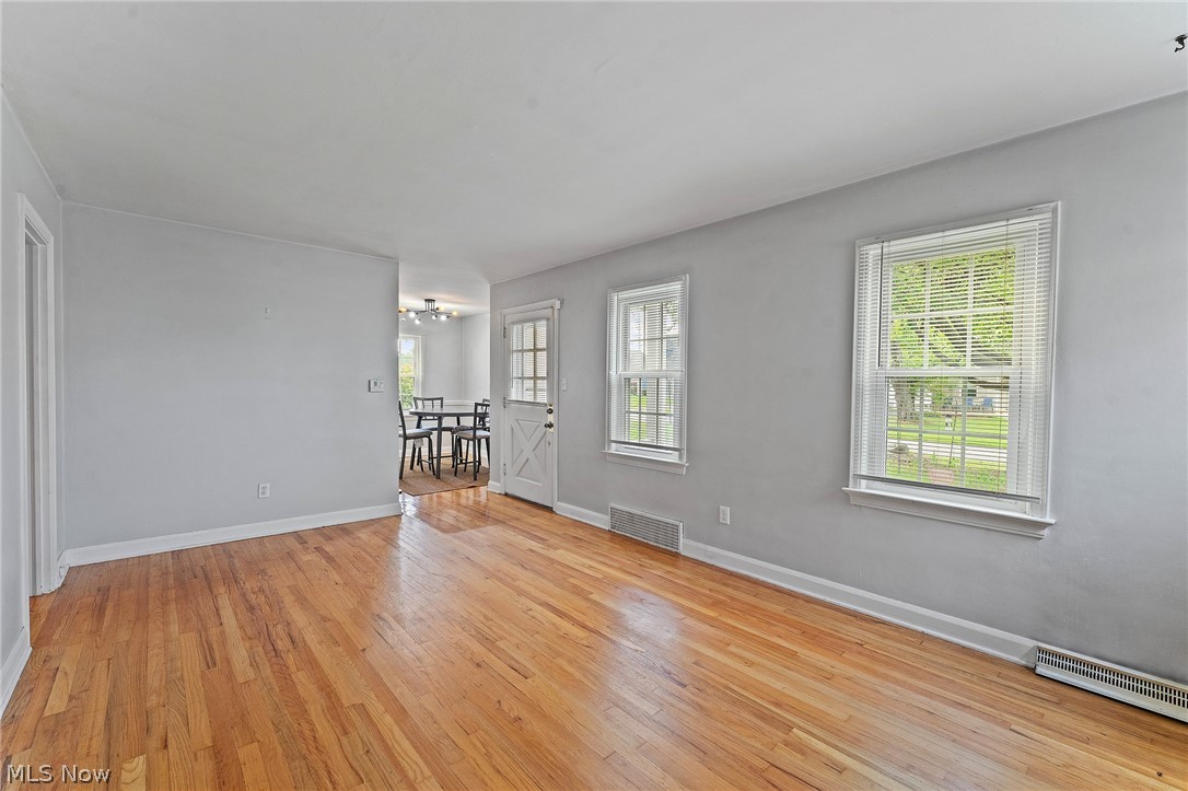 92 Leighton Avenue Property Photo 8