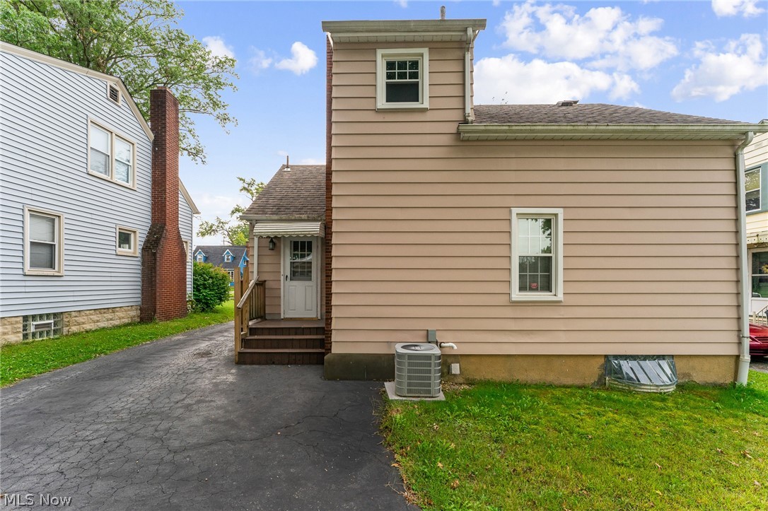 92 Leighton Avenue Property Photo 27