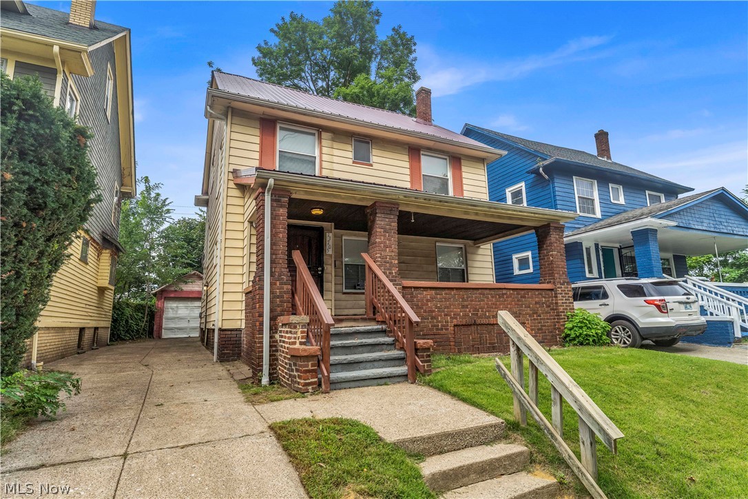 13705 6th Avenue Property Photo