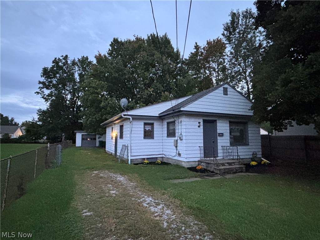 389 Button Avenue Property Photo 1