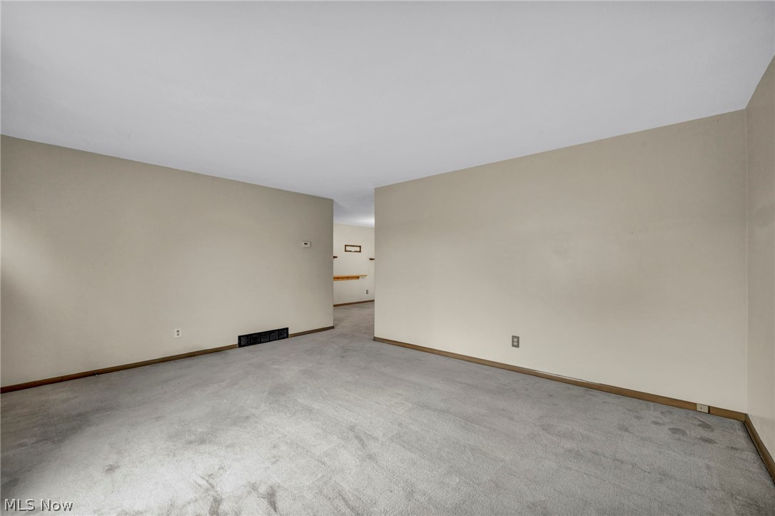24560 Stephen Avenue Property Photo 6