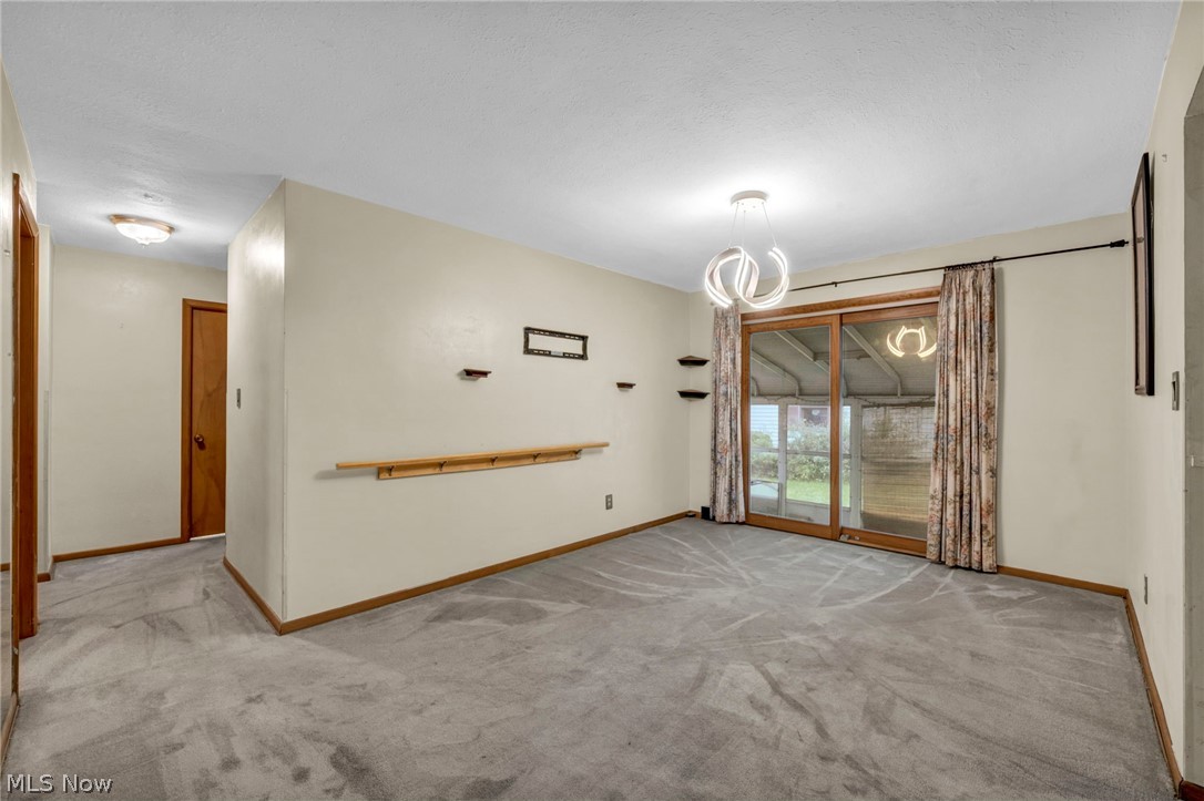 24560 Stephen Avenue Property Photo 9