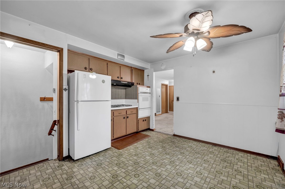 24560 Stephen Avenue Property Photo 16