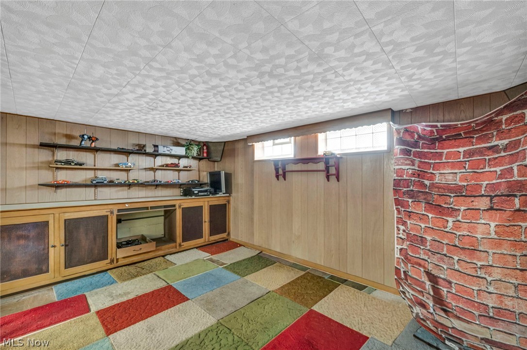 24560 Stephen Avenue Property Photo 30