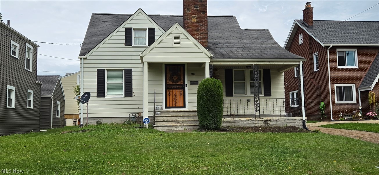 1111 Colonial Boulevard Ne Property Photo 1