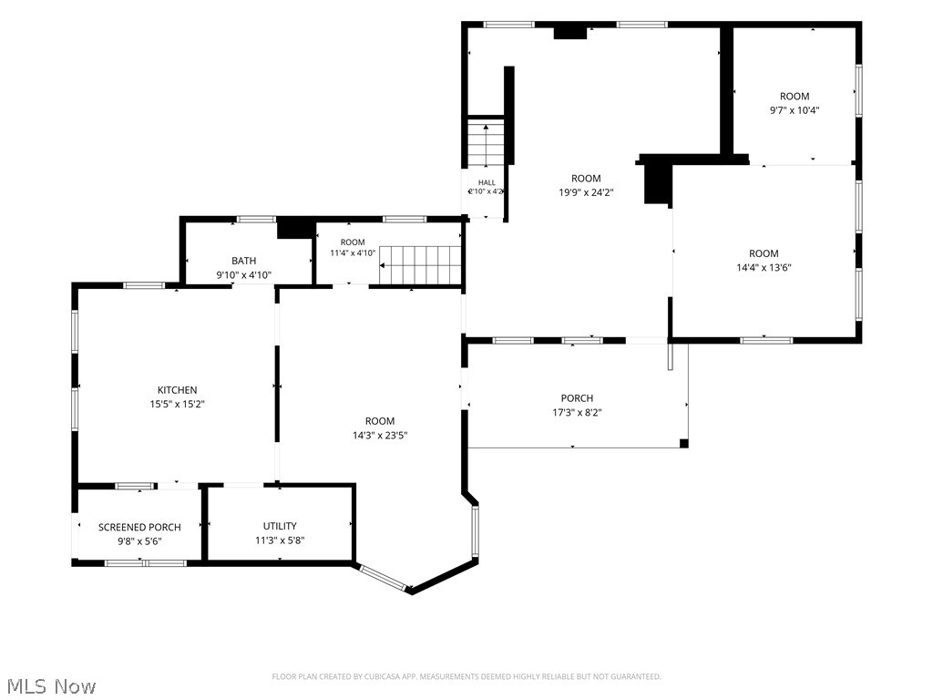 5192 Darrow Road Property Photo 6
