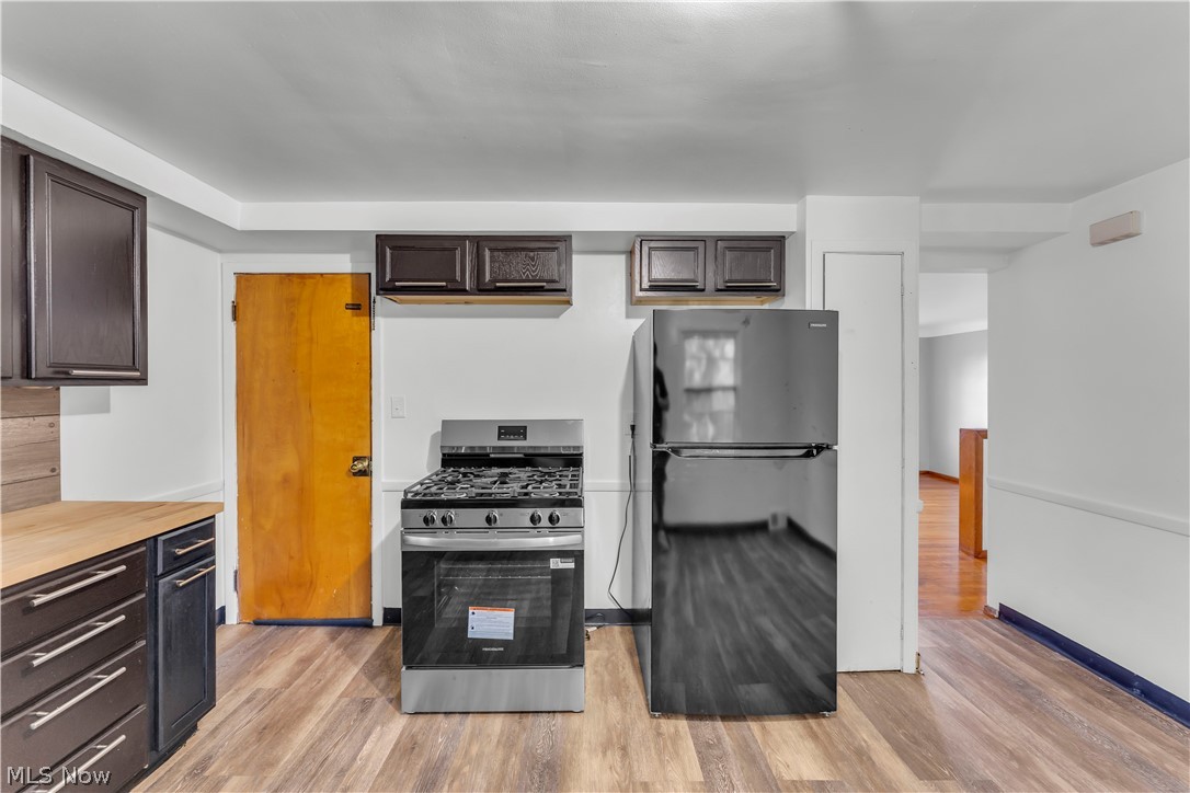 77 Solon Road 2/up Property Photo 10
