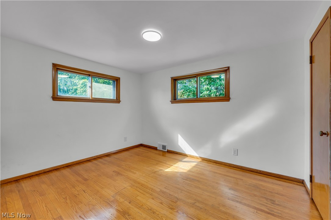 77 Solon Road 2/up Property Photo 17