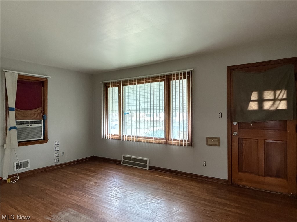 4431 Redfern Road Property Photo 2