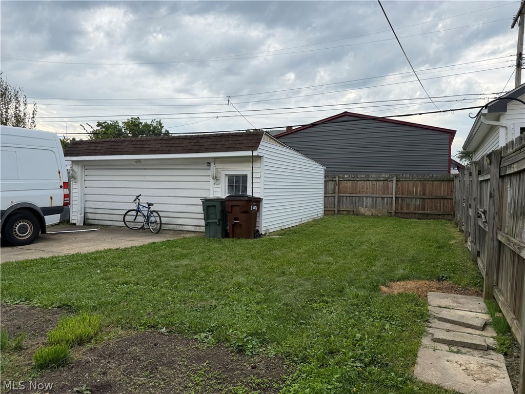 4431 Redfern Road Property Photo 17