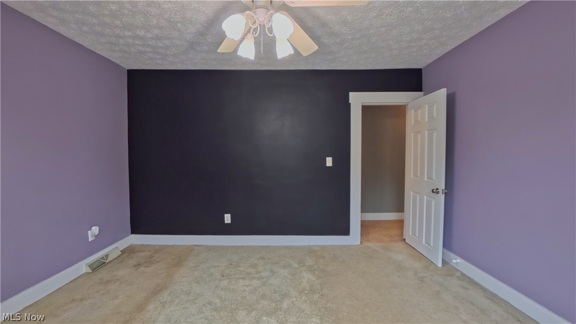 326 E Wilson Avenue Property Photo 26