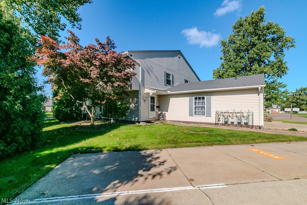6813 Colonial Drive D Property Photo 1