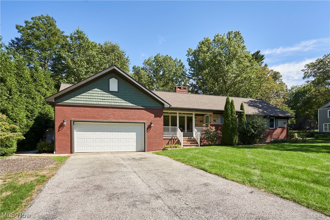 303 Somerset Road Property Photo 1