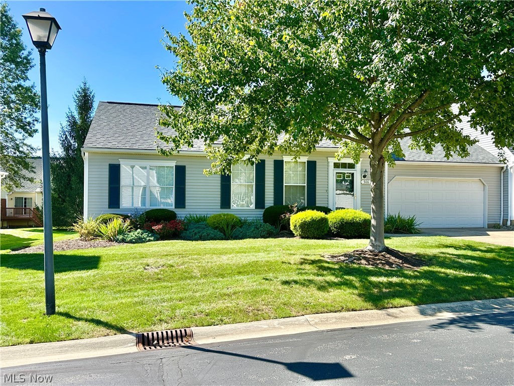 566 Parkside Lane Property Photo 1