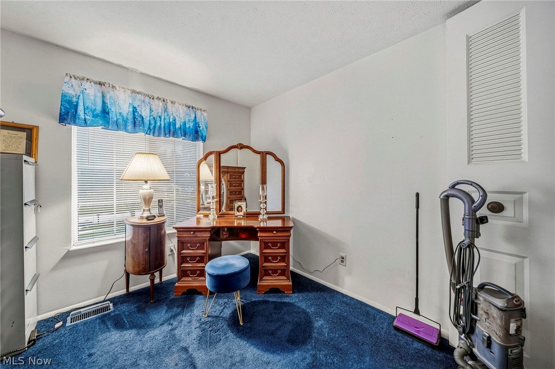 5247021 Property Photo 31