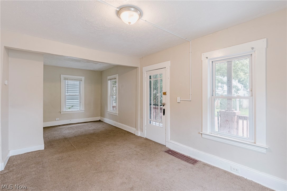 379 E 162nd Street Property Photo 4