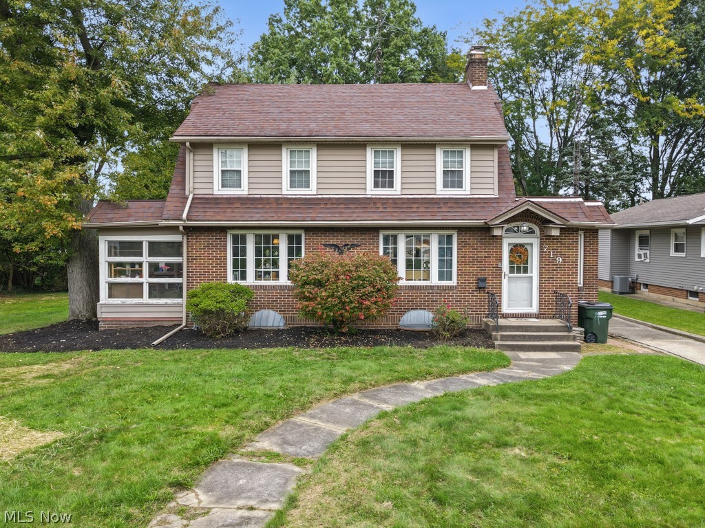 719 Vincent Boulevard Property Photo 1