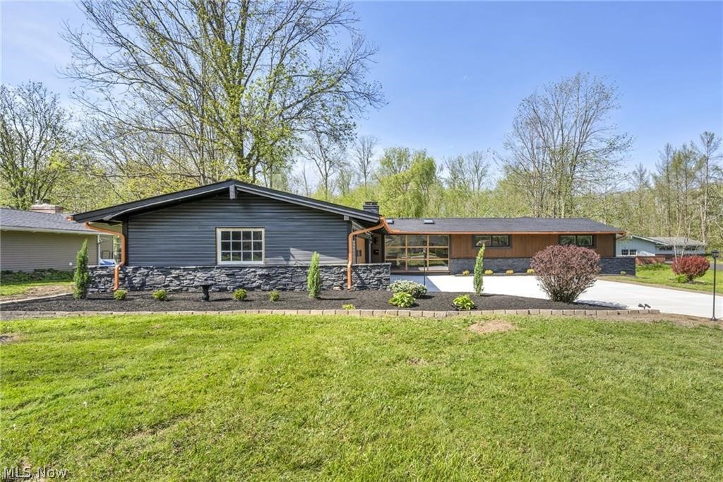 36265 Timberlane Drive Property Photo 1