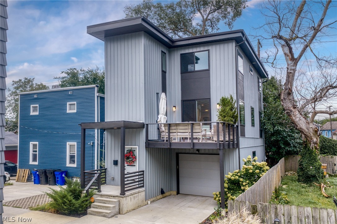 4415 John Avenue Property Photo 1
