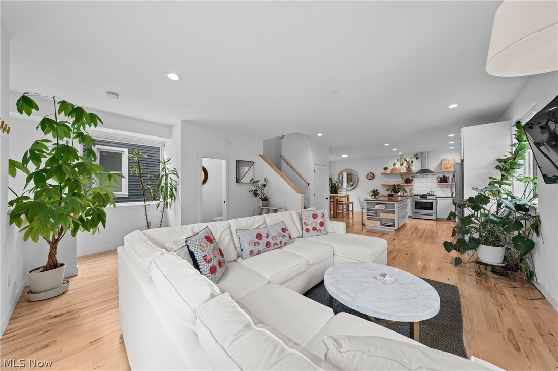 4415 John Avenue Property Photo 11