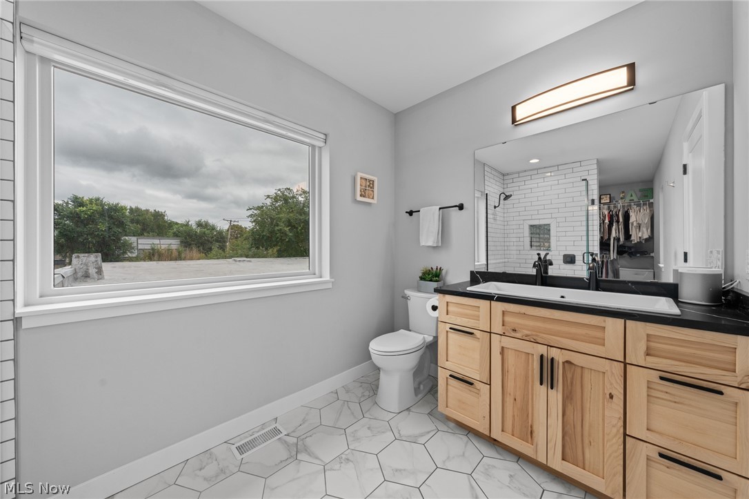 4415 John Avenue Property Photo 27