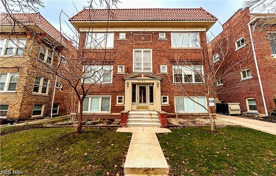 2759 Hampshire Road 1