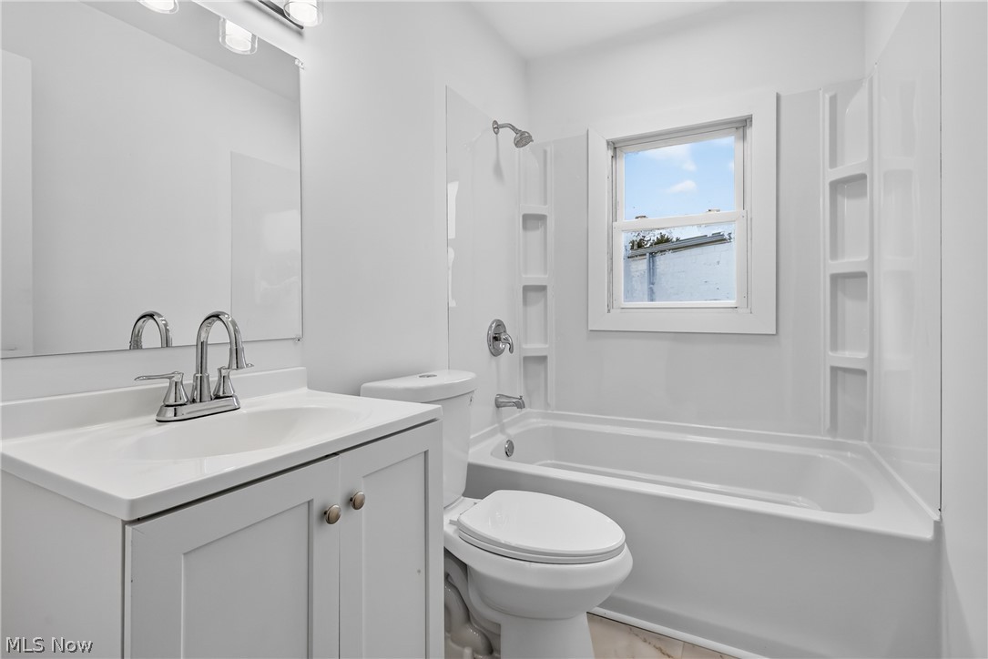 4916 Southern Boulevard Property Photo 6
