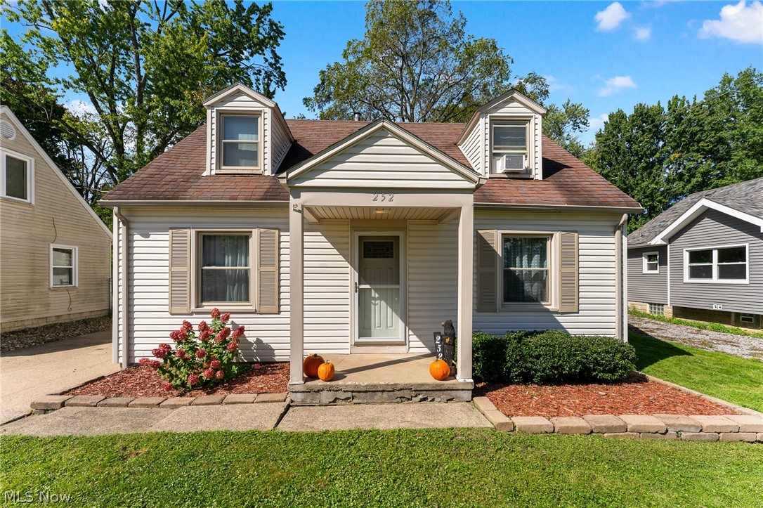 252 Parkgate Avenue Property Photo 1