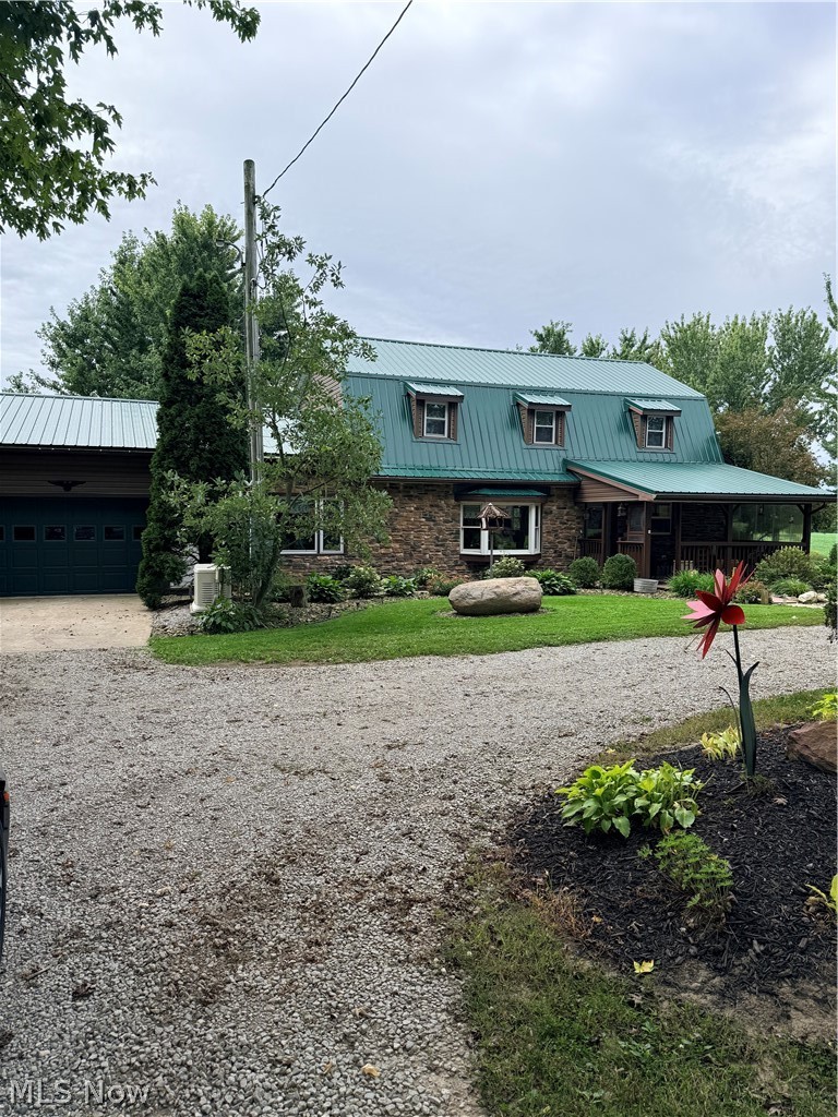 686 Brownville Road Property Photo 1