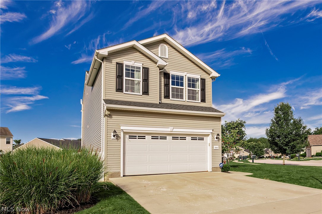 10412 Redbud Drive Property Photo 1